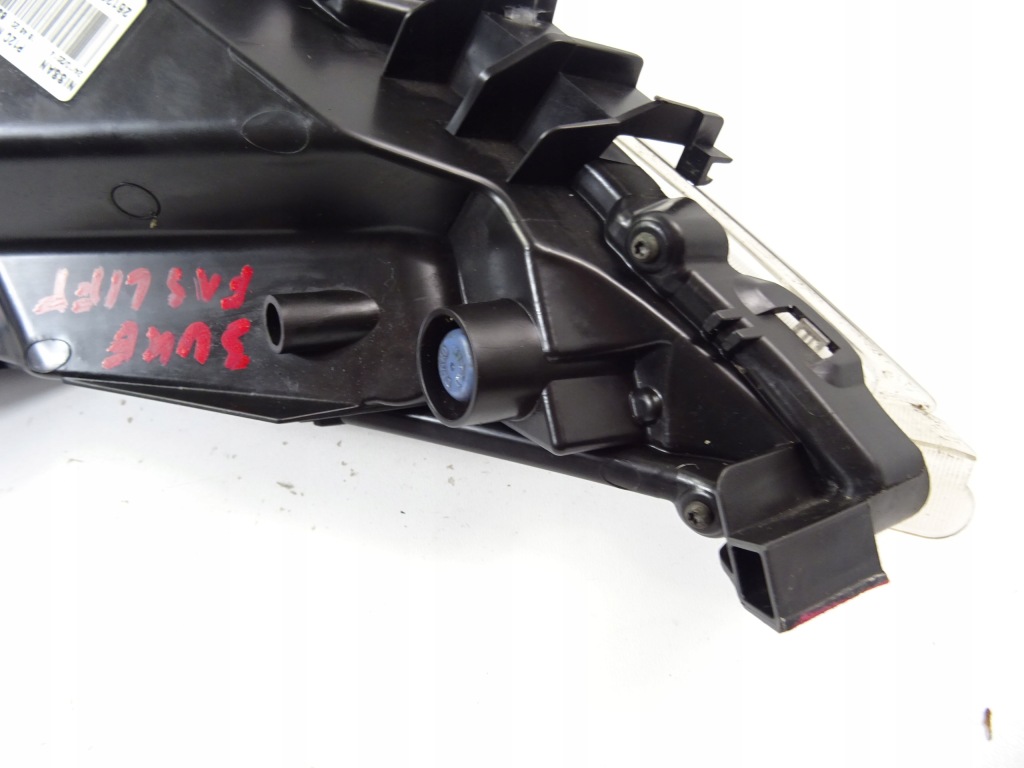 Nissan juke f15 рестайлінг  фара правий перед led drl 26120bv80a 14- в Україні