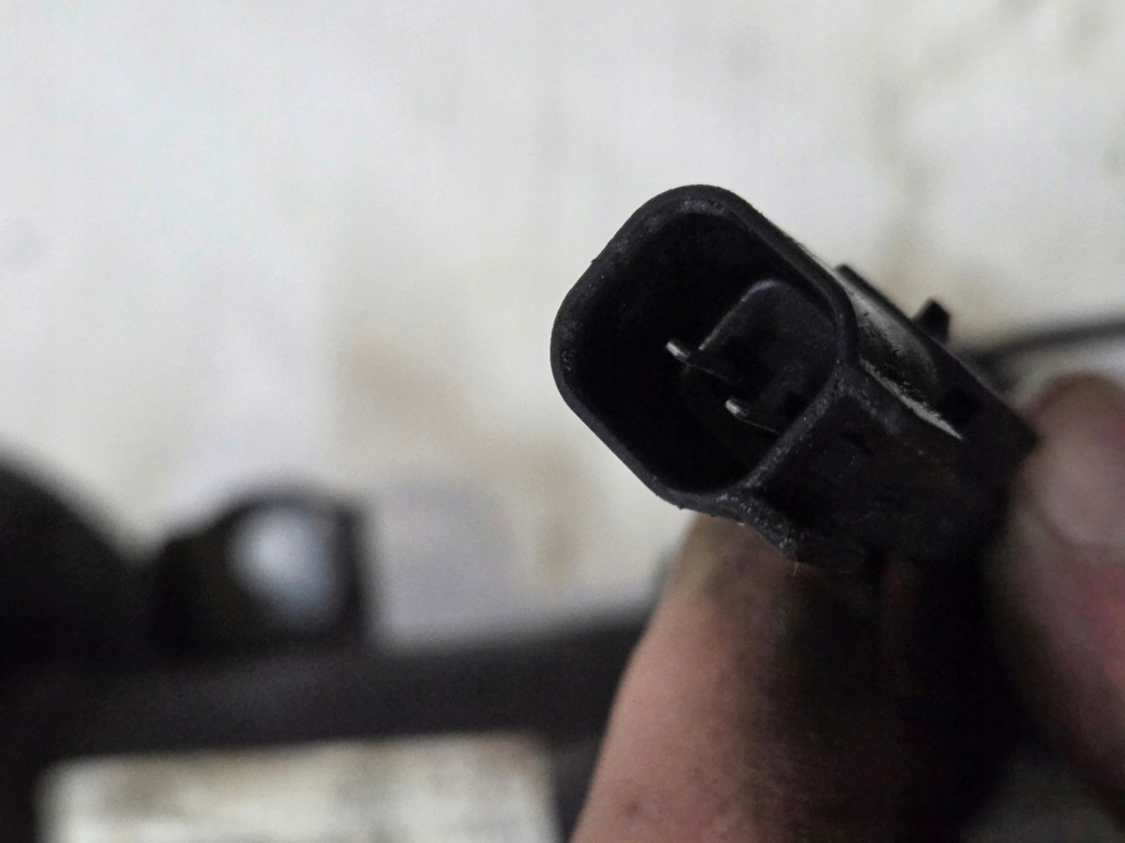 Амортизаторна стійка поворотний кулак ліва перед амортизатор opel astra iv j 1,4t 13354027 Недорого