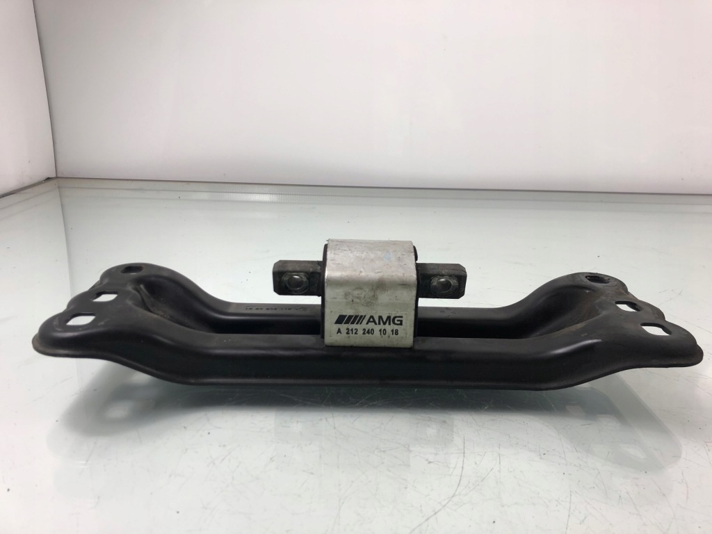 фото №1, Кронштейн коробки передач mercedes w211 w219 63 amg