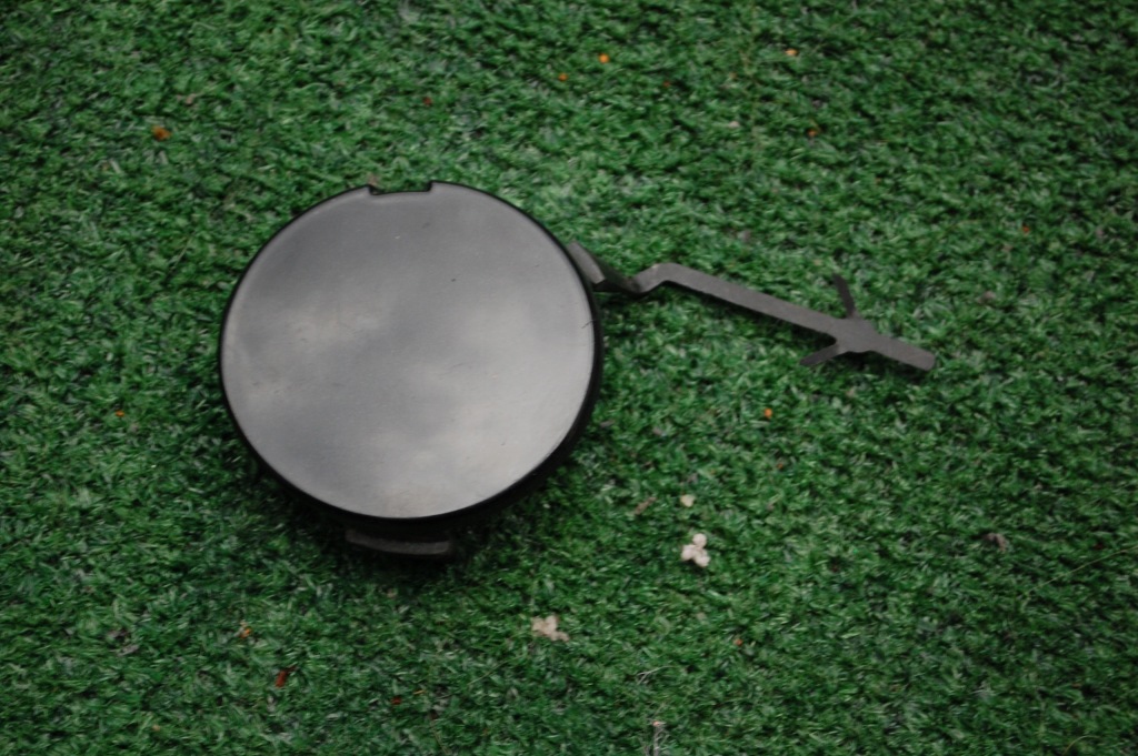 Купить Renault megane iii заглушка фаркоп бампер перед