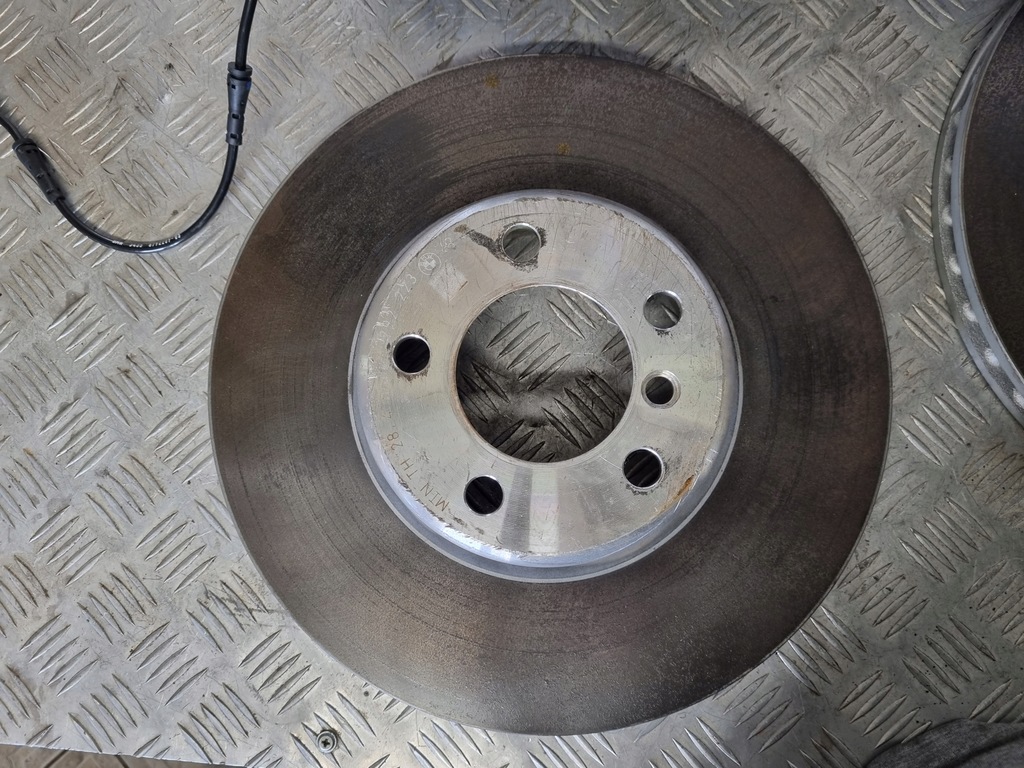 фото №7, Bmw 2 f22 тормозные диски суппорты перед brembo