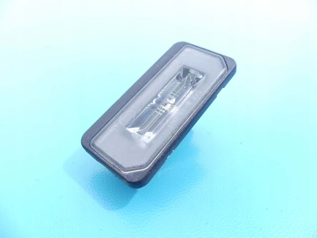 фото №2, Лампа освітлення номерного знака tesla model s 12-16