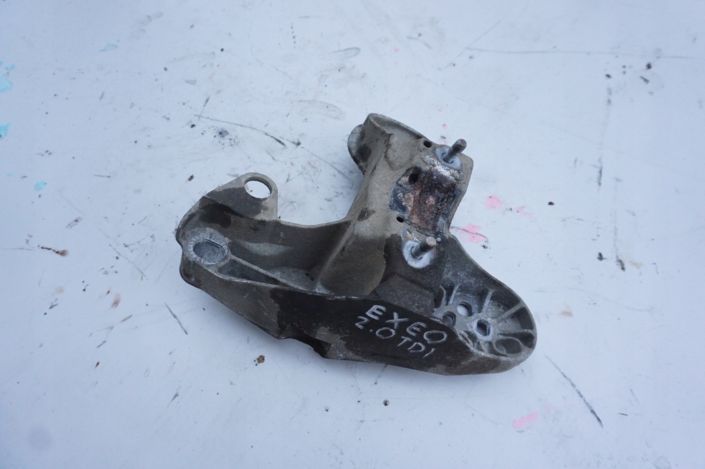 фото №1, Кронштейн 8e0199351m seat exeo 2.0 tdi