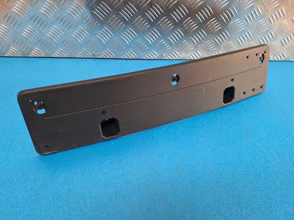 фото №1, Mercedes b w247 подкладка pod номерной знак регистрационная