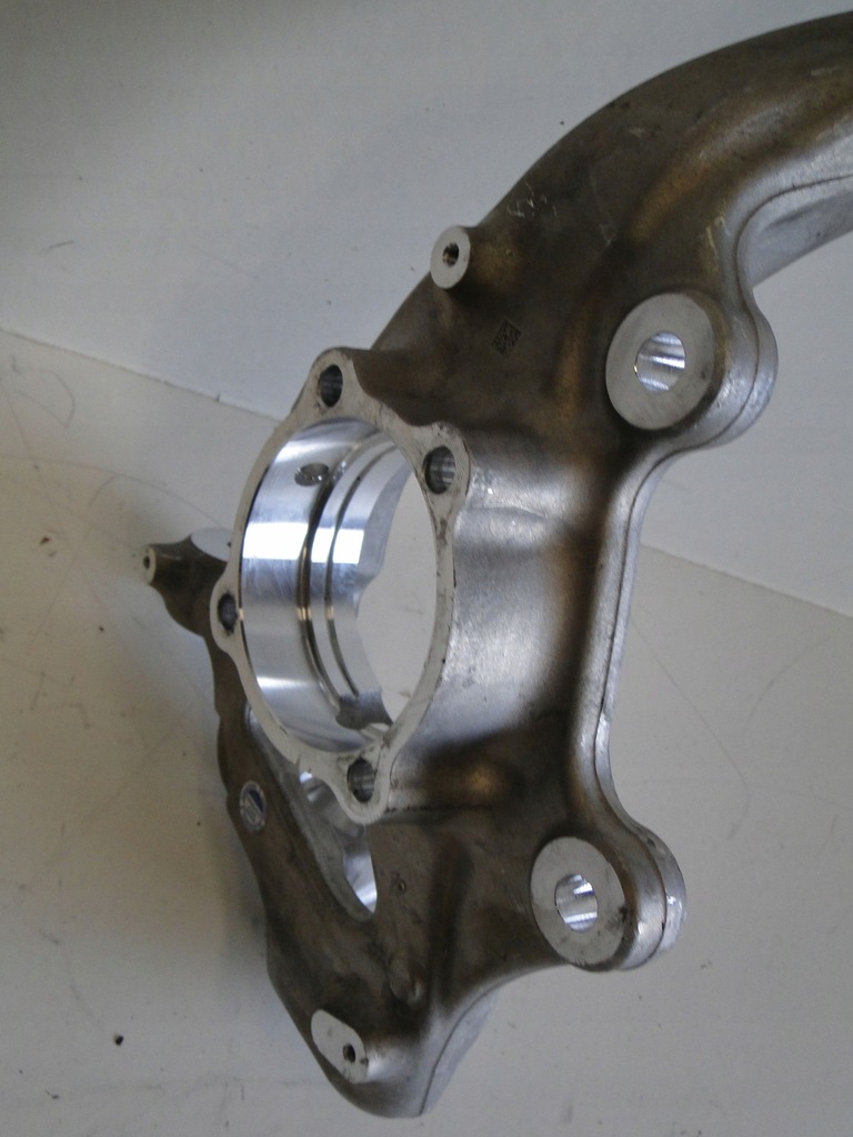 фото №9, Mercedes e w213 213 238 w238 cls 257 поворотний кулак передня ліва 4matic