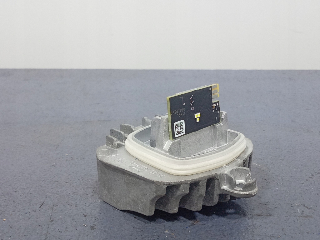 Купити Bmw m4 g82 g80 g22 модуль led jeż фара lewego mde923072-2l