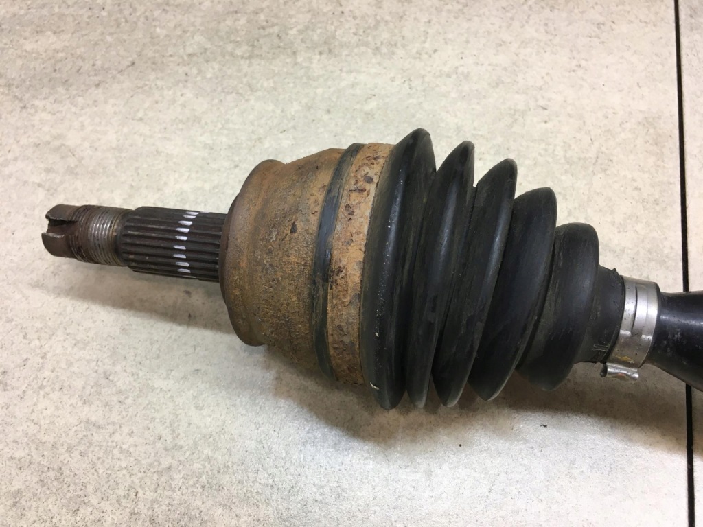 Купити Привідний вал права довга opel corsa d 1.3 cdti