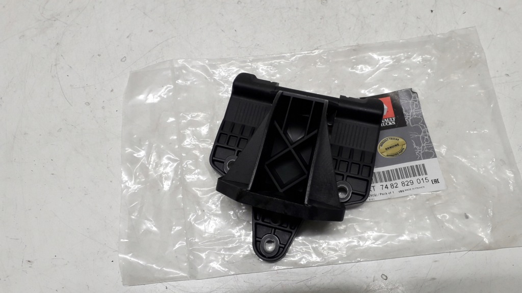 фото №3, Daf lf volvo fl петля кронштейн капот 82829015