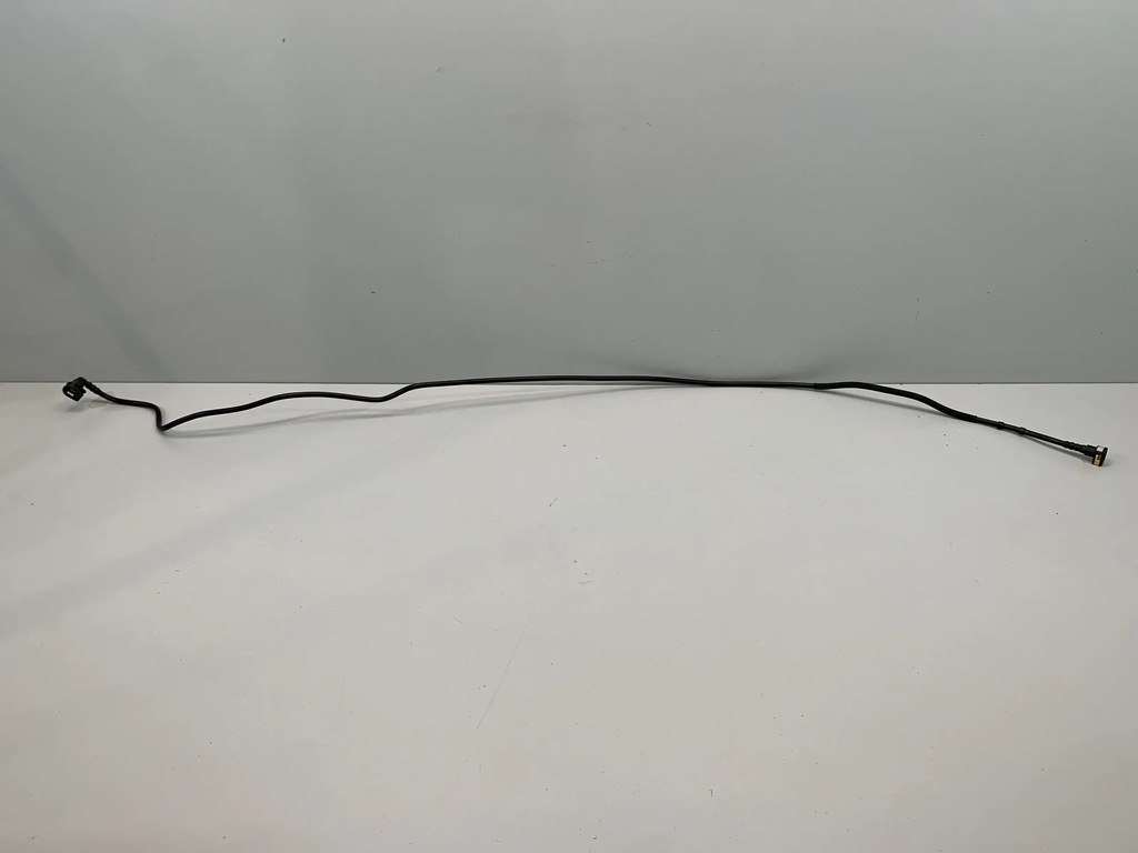 фото №4, Porsche 911 992 шланг трубка пального 992201222