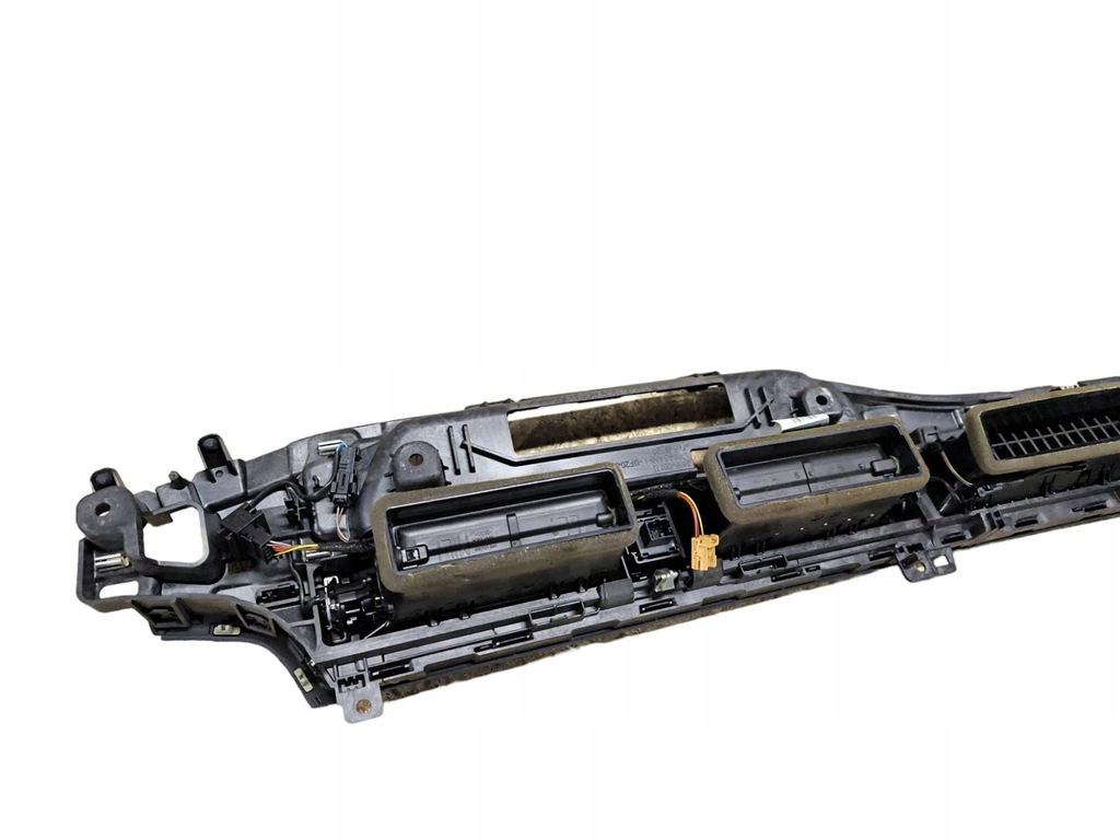 фото №5, Audi a5 2018 форсунки / ґрати середнього обдув панелі приладової панелі