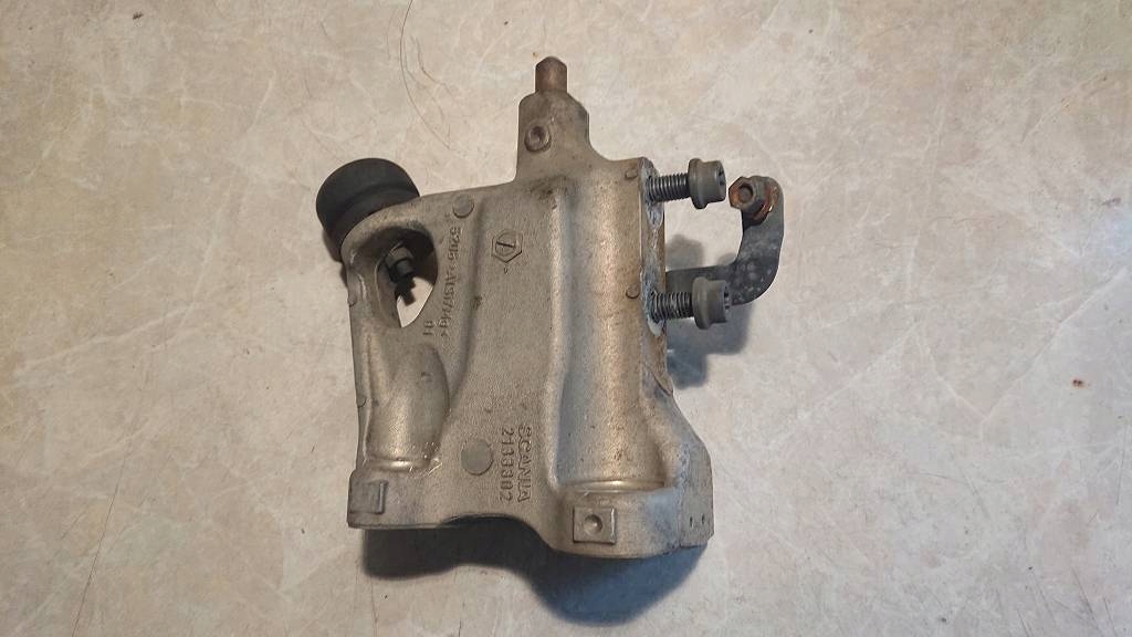 фото №1, Scania r s euro 6 башенка кронштейн кронштейн опрокидывания кабины 2133302 левая