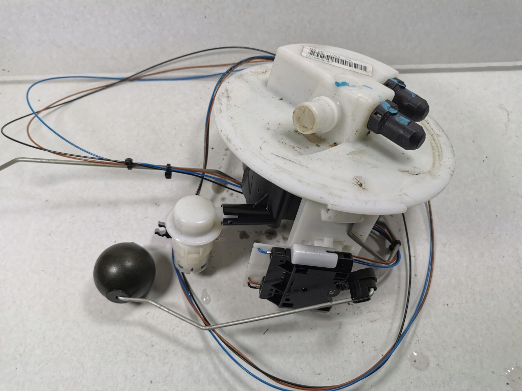 фото №1, A5 8t насос топлива поплавок 2.0tdi 1019596001