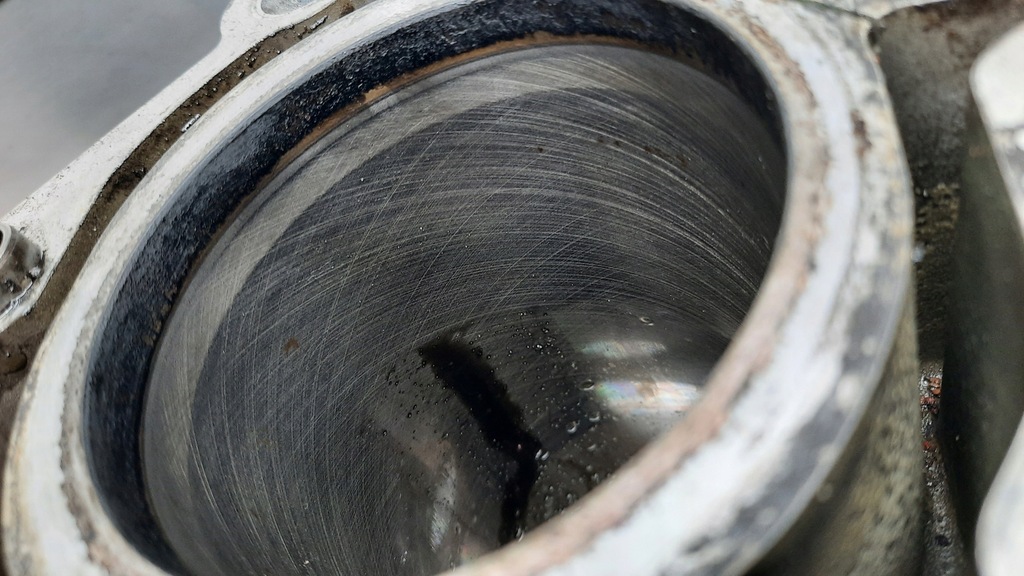 фото №6, Блок двигателя d5244t volvo s60 v70 ii 2.4 d5 163km