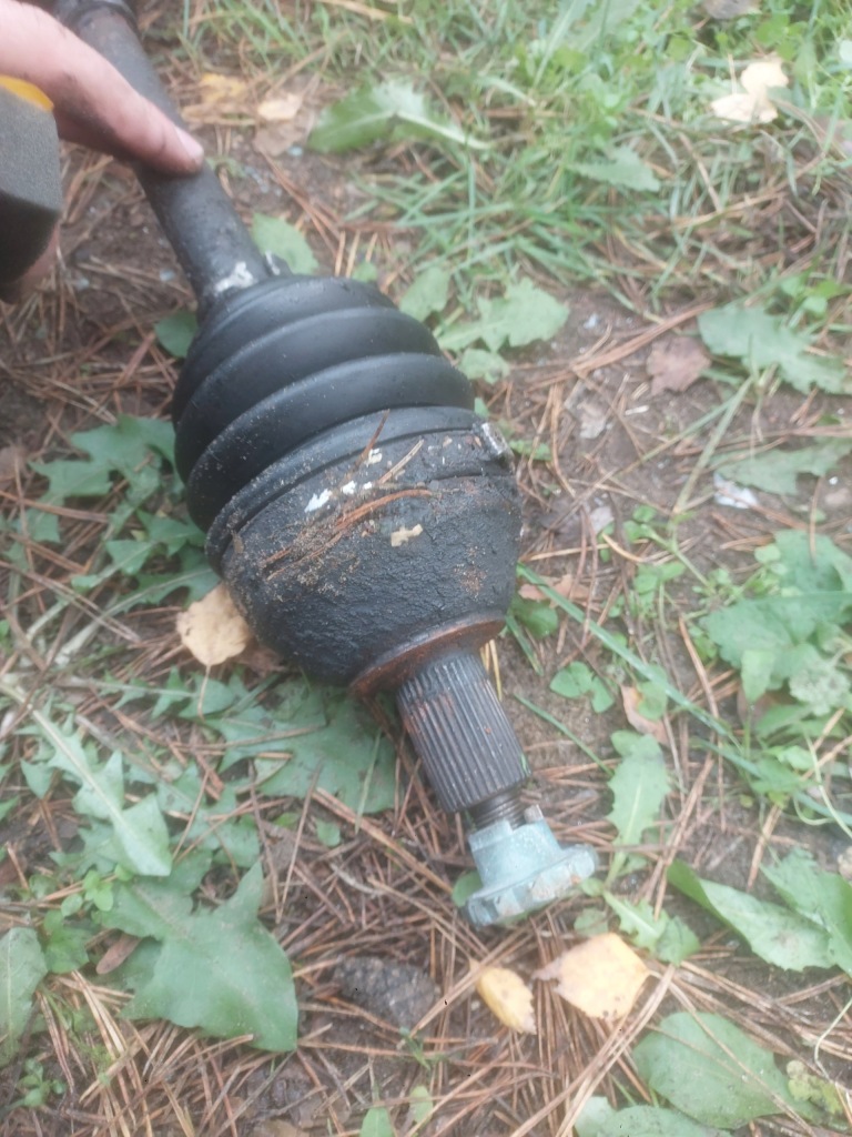 фото №2, Приводной вал левая перед seat ibiza iv 1.2 tdi