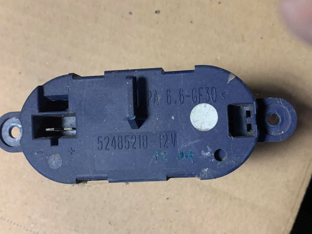 фото №3, Резистор обдув 52485218-12v renault vel satis __orginał