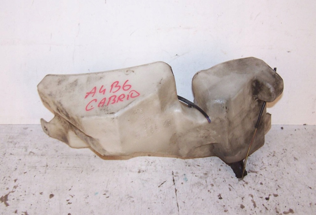 фото №1, Audi a4 b6 cabrio бачок омивача помпа