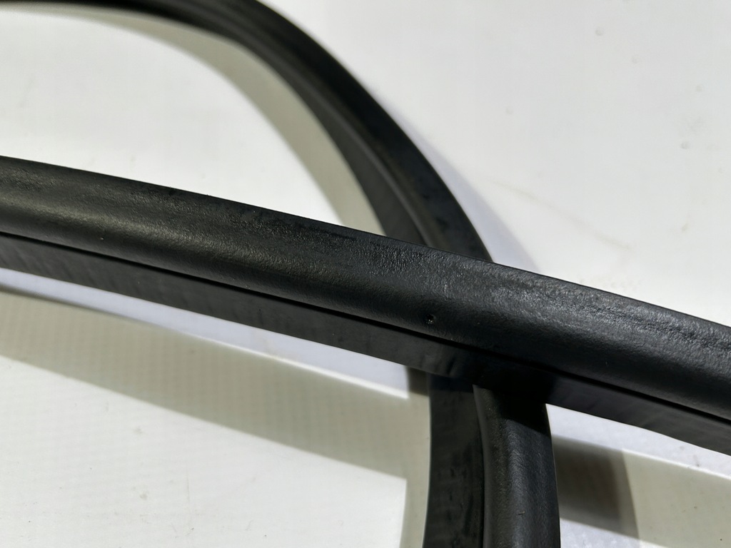 фото №13, Прокладка крышки багажника corvette c6 targa