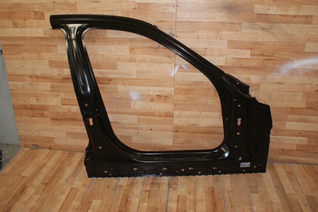 фото №1, Bmw f30 f31 поріг блок двигуна обшивка правий