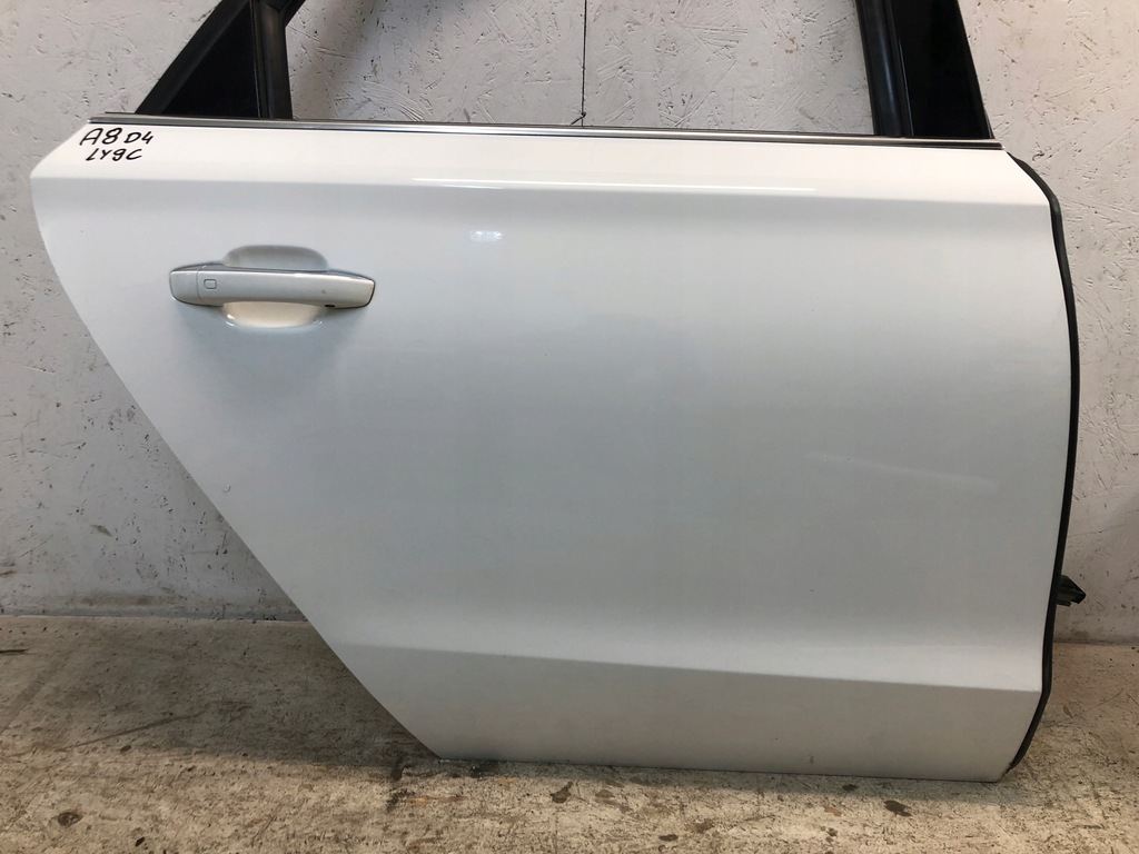 фото №6, Двері праве правий задня задні a8 d4 ly9c