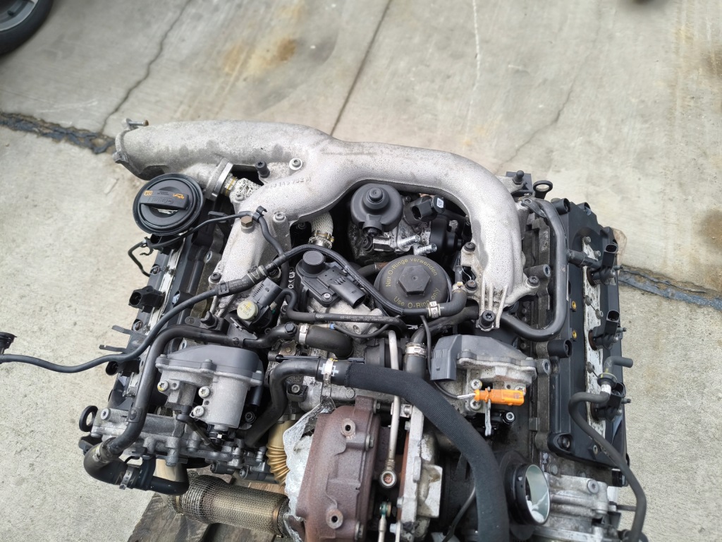 Двигун комплектний  audi a4 b8 a5 8t q5 8r itp 3.0 tdi ccw ccwa оригінал !!! Зі Шроту
