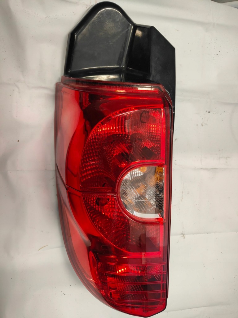 Купити Mitsubishi colt vi z30 рестайлінг  08- фара ліва задні