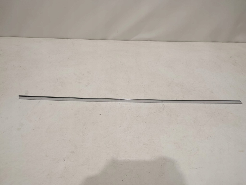 фото №1, Молдинг двері лівий перед mercedes s w223 a2236904402