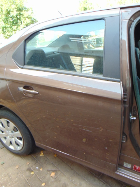 фото №1, Полный дверь правый задняя peugeot 301 2015r