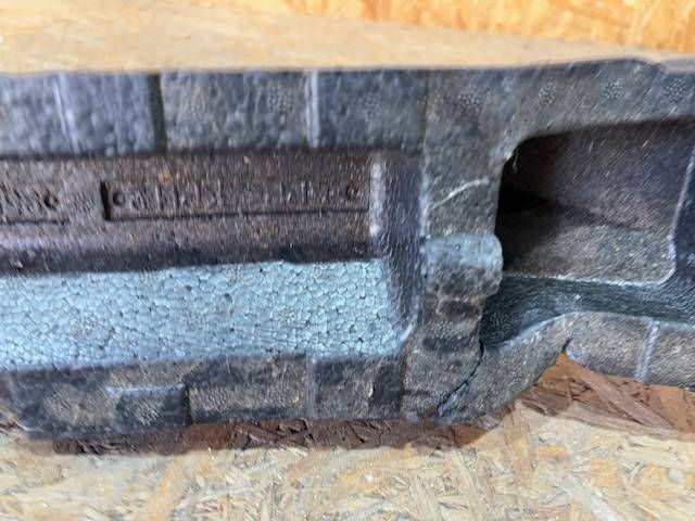 фото №7, Porsche macan 95b абсорбер бампера перед 95b807550r