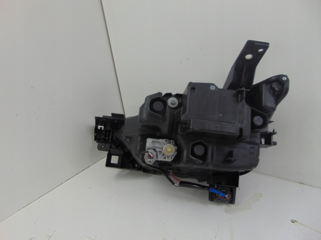 фото №6, Mazda cx-3 cx3 14-21 лампа права передня full led