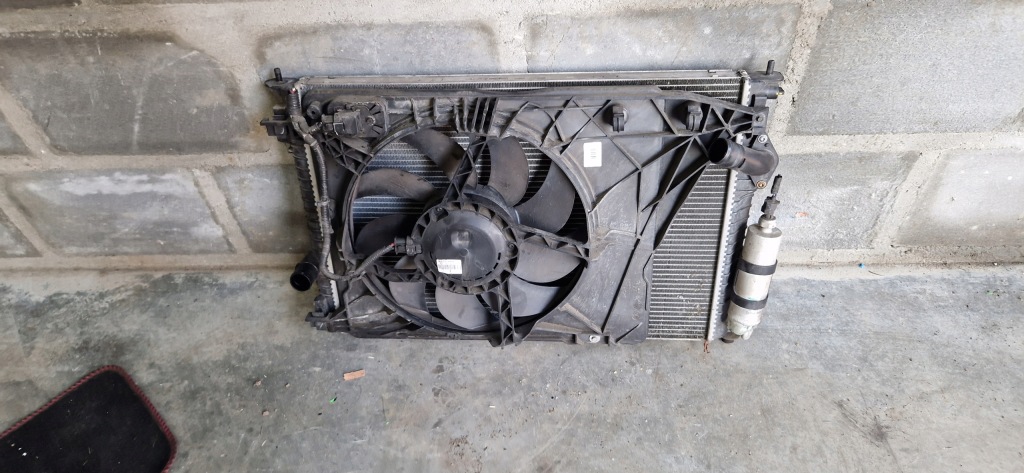 Nissan qashqai j10 1,6 dci радіатор woda кондиціонер вентилятор tanio Недорого