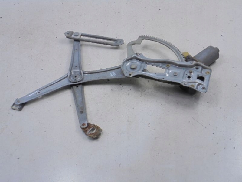 фото №1, Mercedes e w210 механизм стекло перед правый