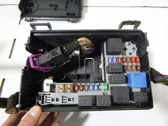 фото №5, Корпус коробка запобіжників opel meriva b 1.7