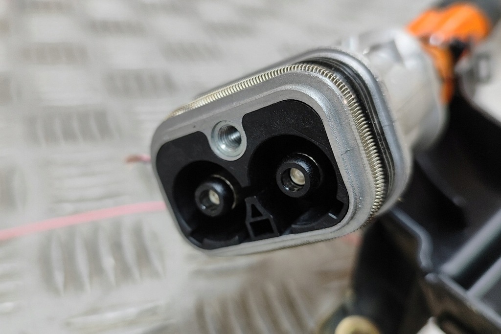 фото №5, Mercedes-benz c s205 жгут трубопровод аккумулятор a2055405626 2.0hybrid 205