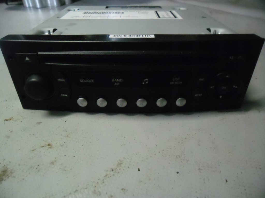 фото №1, Радиопроигрыватель радио cd peugeot partner ii berlingo ii 9666968177