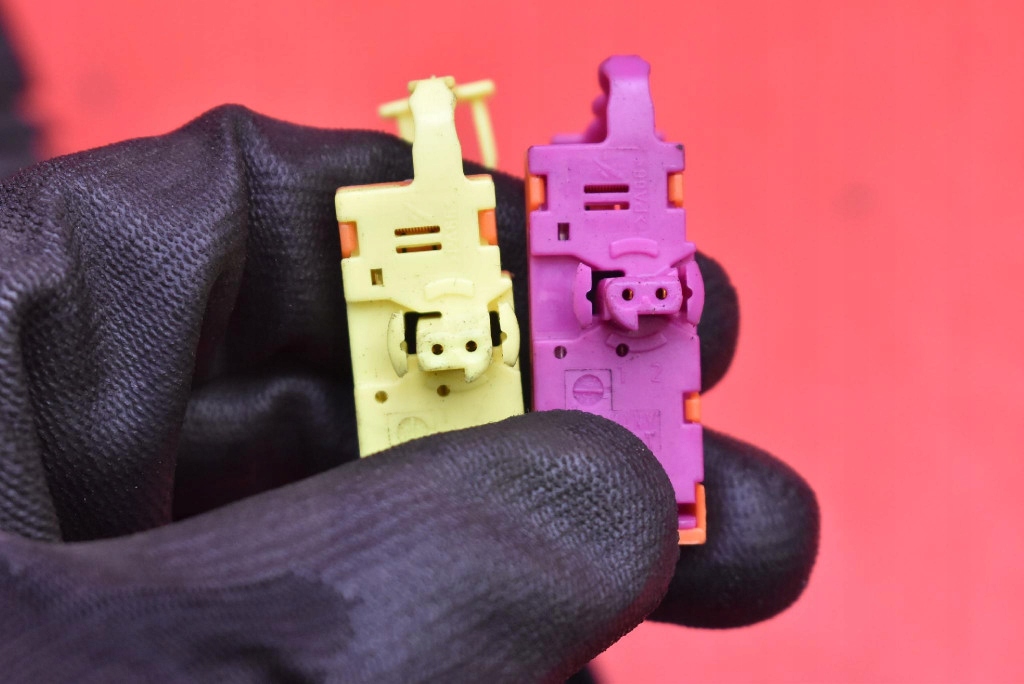 фото №10, Переключатель комбинированный подрулевой переключатель 13250221 gc opel astra 3 h 1.6 16v 105 km 04-07