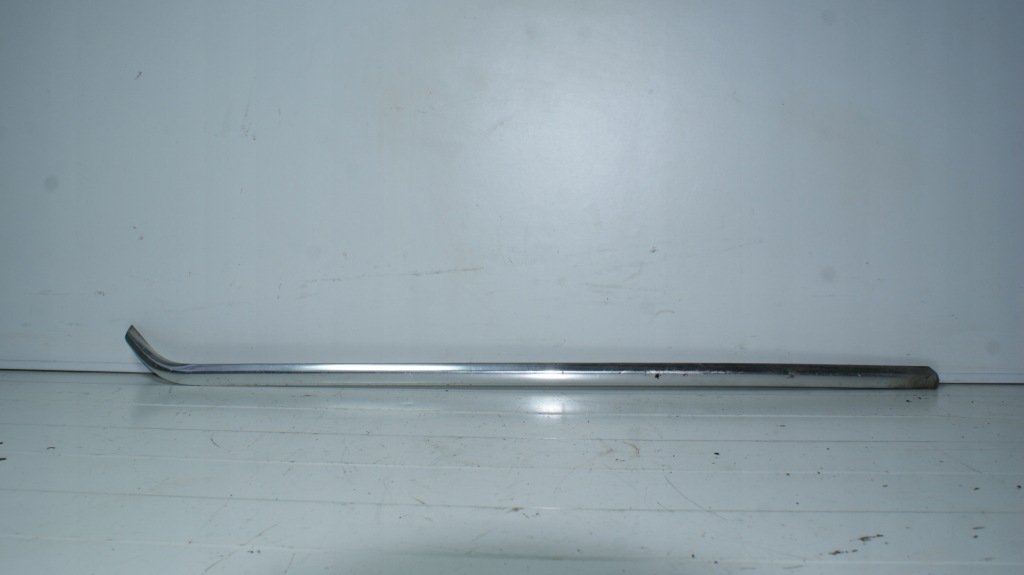 Mercedes r107 sl slc молдинг хром стойка a левая 1076980901 Цена