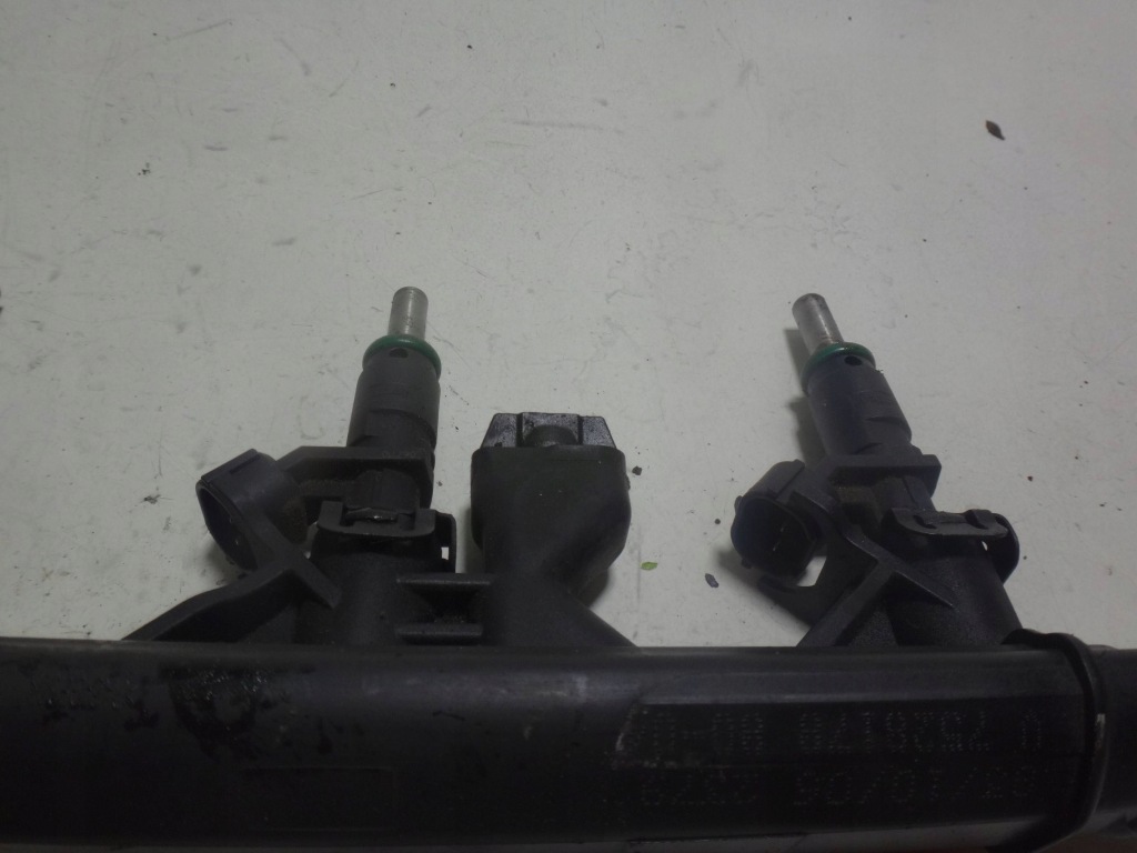 Молдинг впрыскная форсунки mini r55 r56 r57 r60 n12 n16 7528178 в Украине