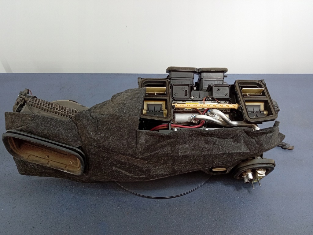 E klasa w212 отопитель корпус eu 2128305160 с Разборки