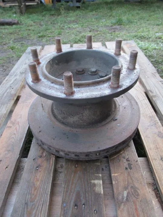 фото №1, Ступиця комплектна перед renault midlum dxi volvo fl 19.5