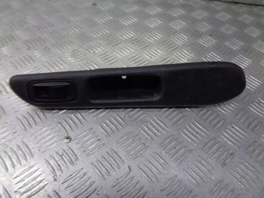 фото №1, Кнопка переключатель стекло toyota avensis t22