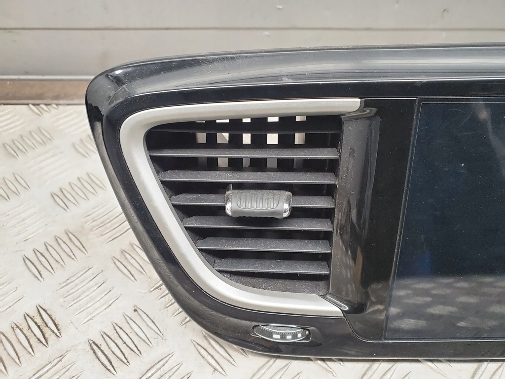 фото №12, Chrysler pacifica p68239902ad з передній панелі керування, перемикачі