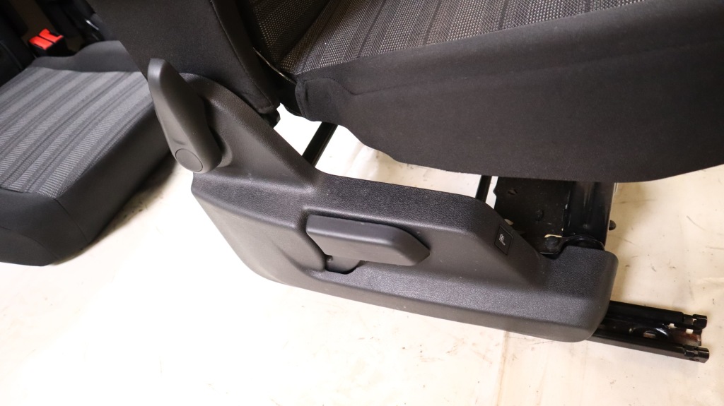 фото №12, Combo e berlingo iv rifter proace city doblo iii сидіння салон комплект