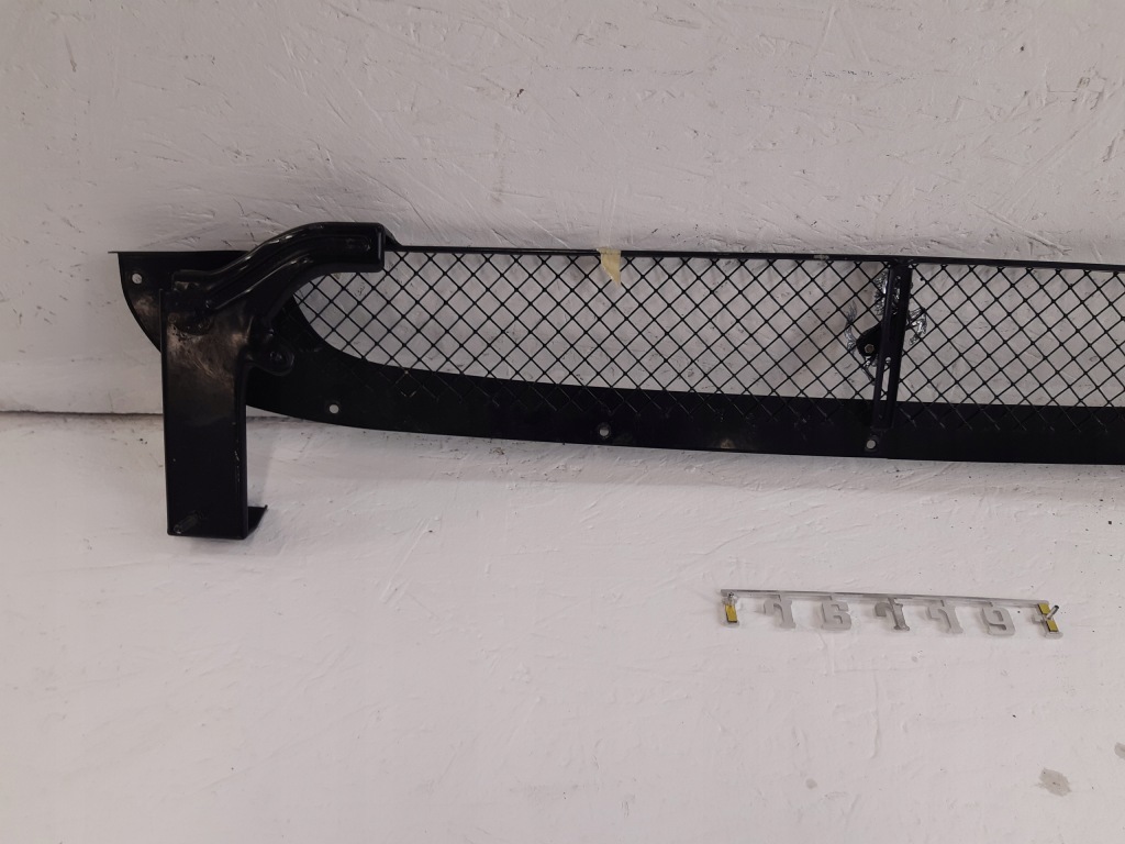 Ferrari f430 решётка радиатора бампера задняя 68099000 в Украине