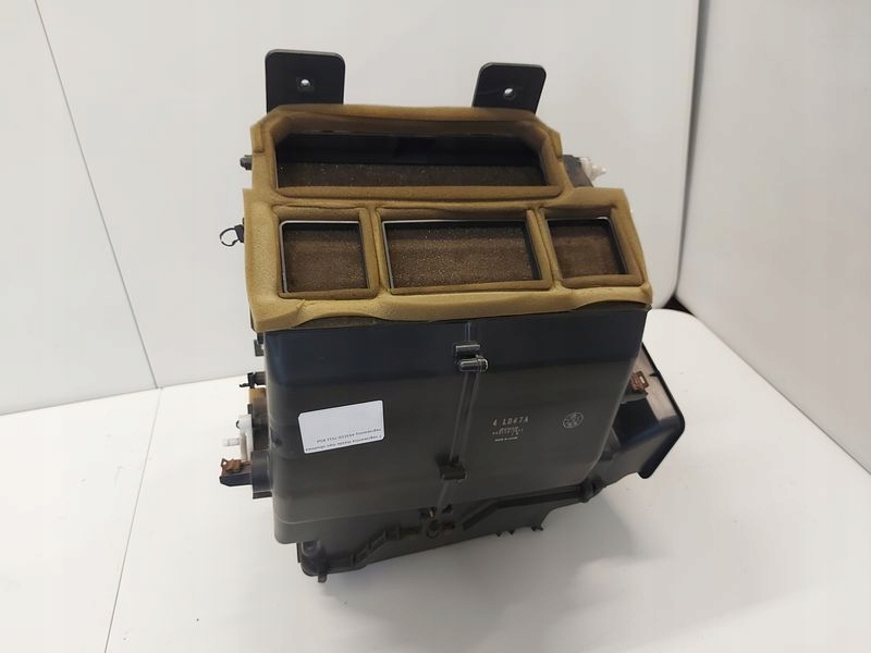 фото №1, Mazda mpv ii корпус обігрівача 443110-7511