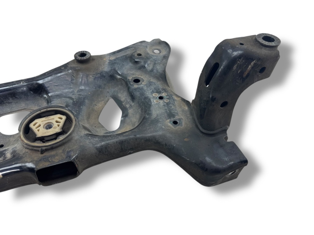 Купить Audi q2 - 2022 с передний рама вспомогательная передняя