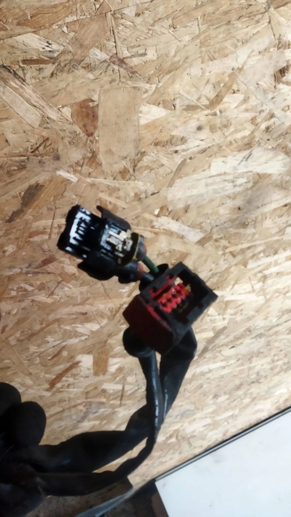 фото №6, Peugeot 3008 1.6 hdi 16v жгут отсек двигателя