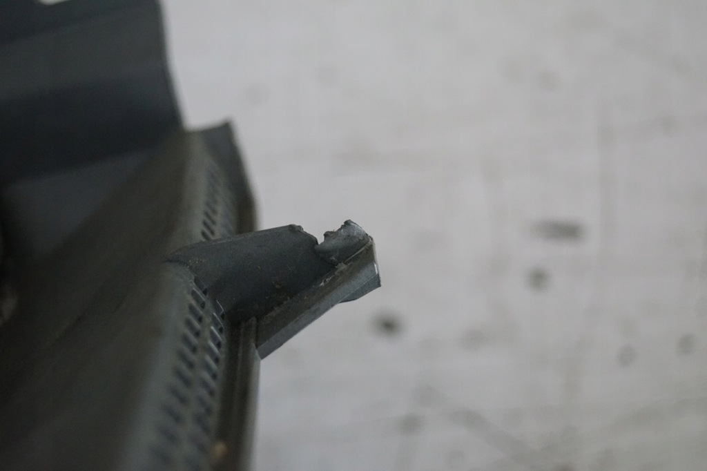 фото №8, Решітка крила land rover l322