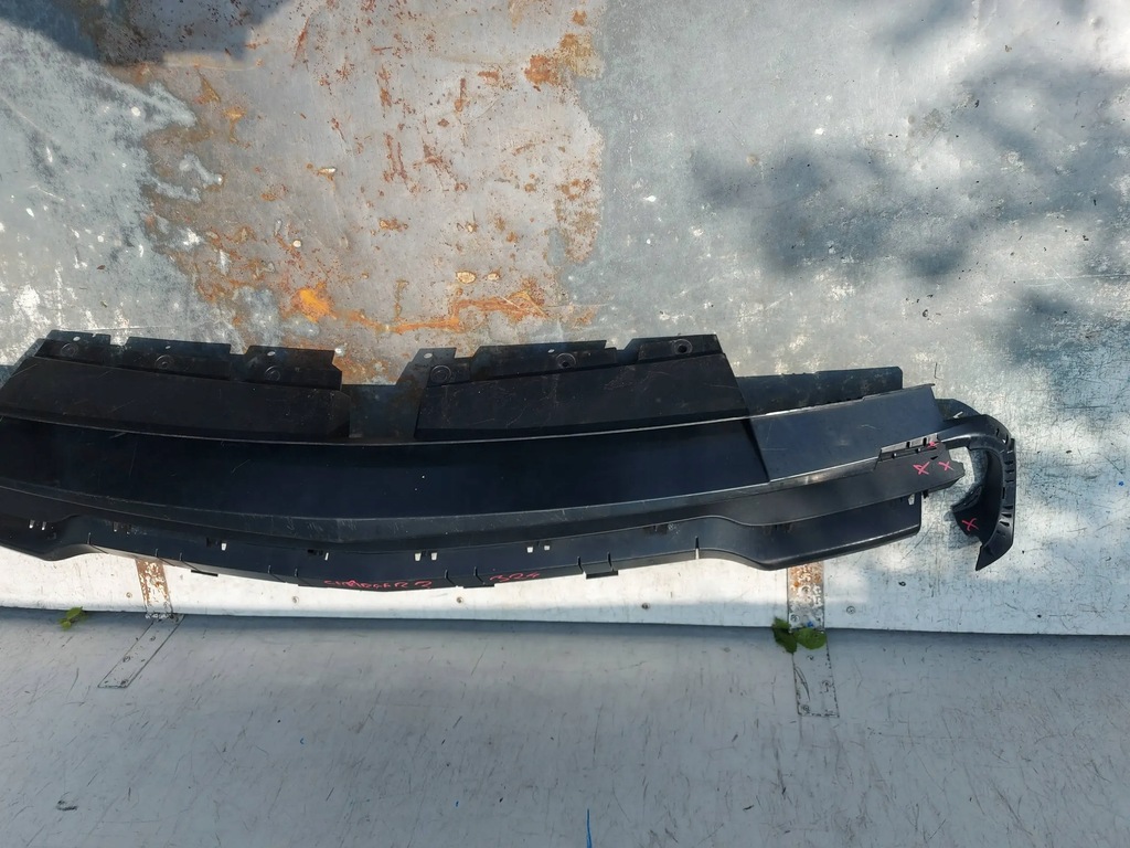 фото №13, Dodge challenger 15- решітка радіатора верхній каркас решітка бампер передній