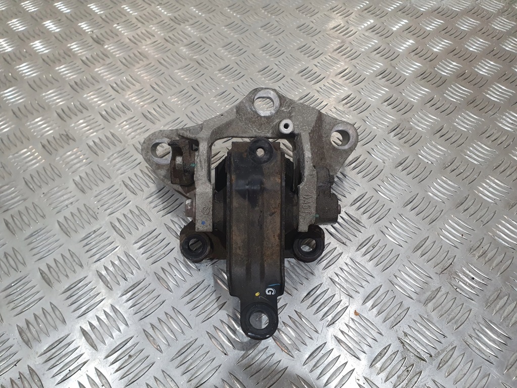 фото №1, Кронштейн подушка двигателя mazda 2 dj 14- 1.5 b