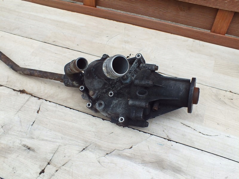 Купити Rexton rodius 2.7 xdi насос води корпус